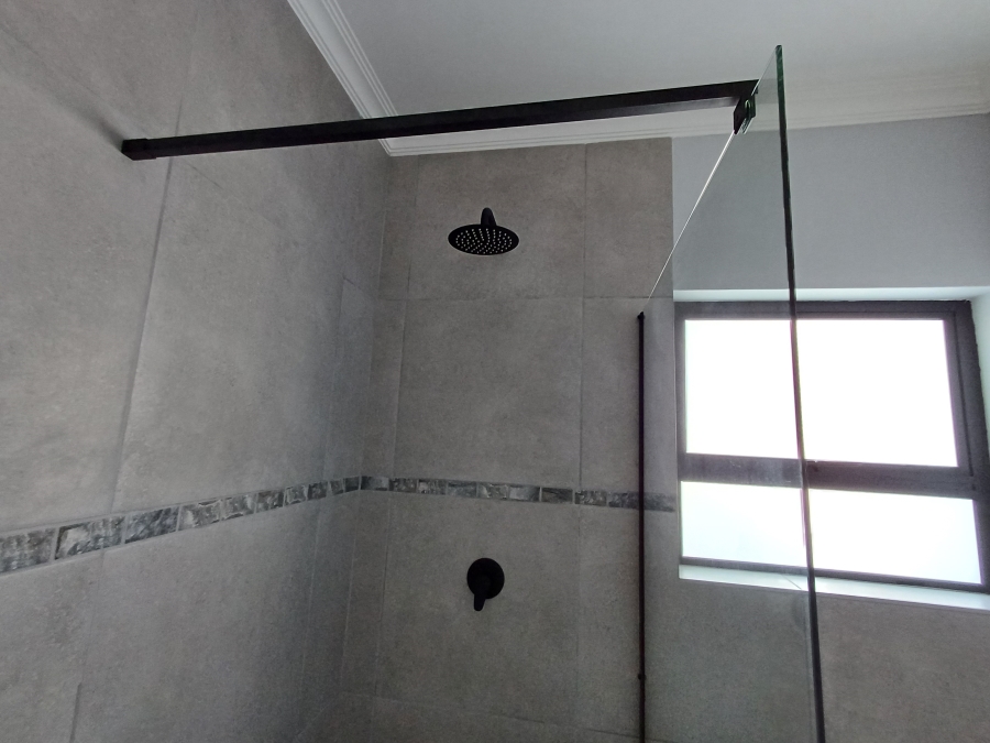 3 Bedroom Property for Sale in Sandy Point Western Cape